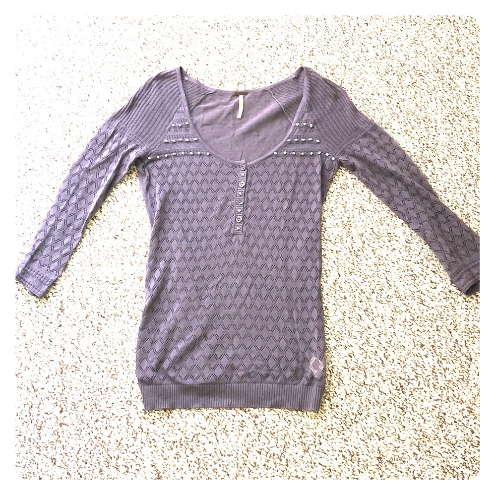 FREE PEOPLE lightweight detailed summer Henley